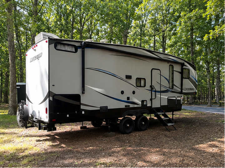 Coming Soon! Arctic Wolf Cherokee Limited Bunkhouse 265